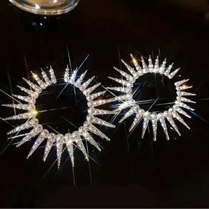 Sun Shaped Rhinestone Earrings